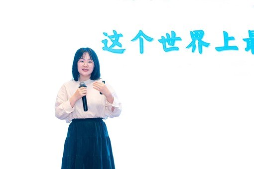 媒丽风景线丨郑梦莹：在一次次“创业”中，安放热爱